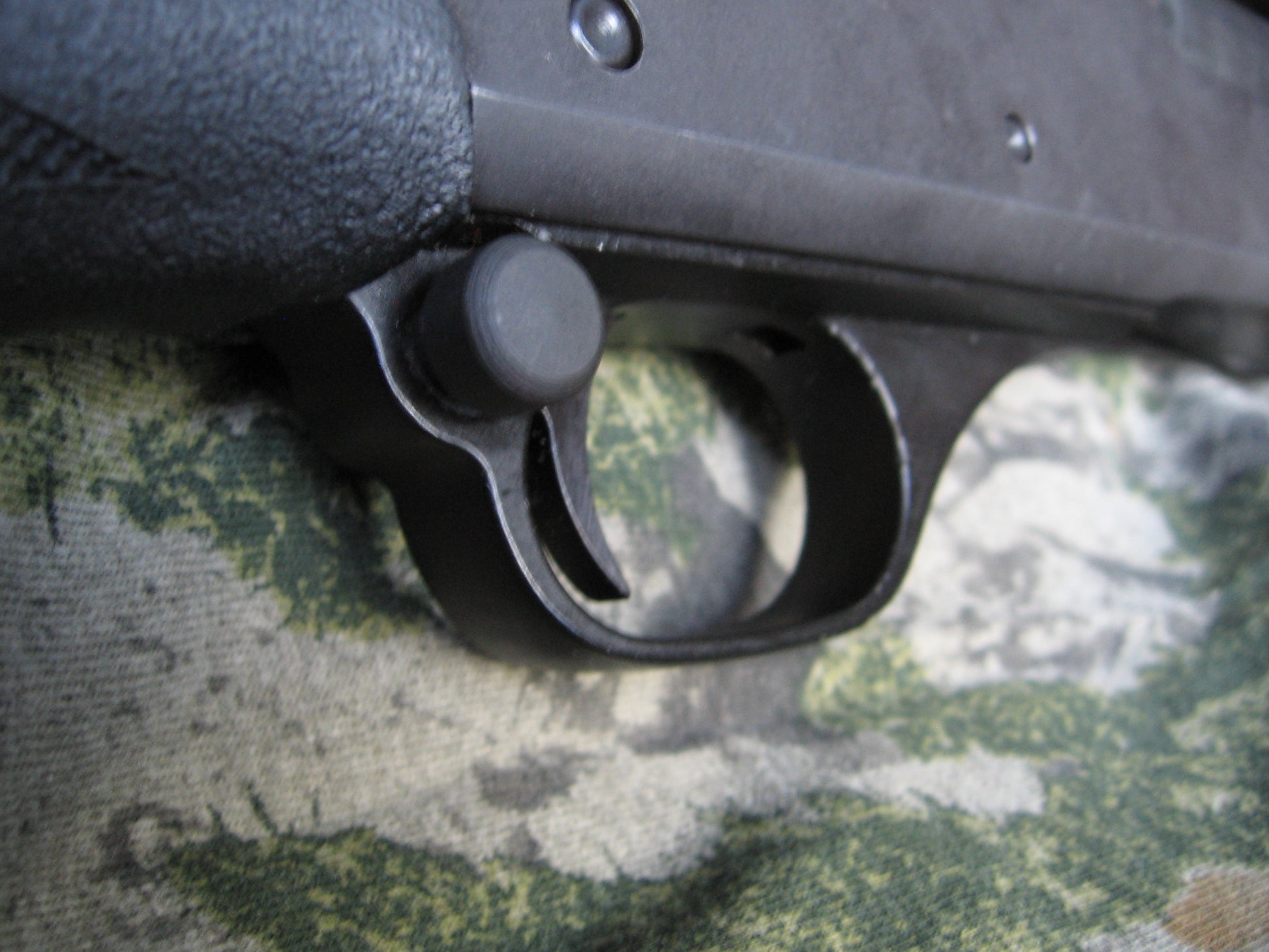 Remington 870 Tactical Jumbo Safety image 1